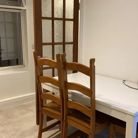 招待所 A Spacious Near The Center *